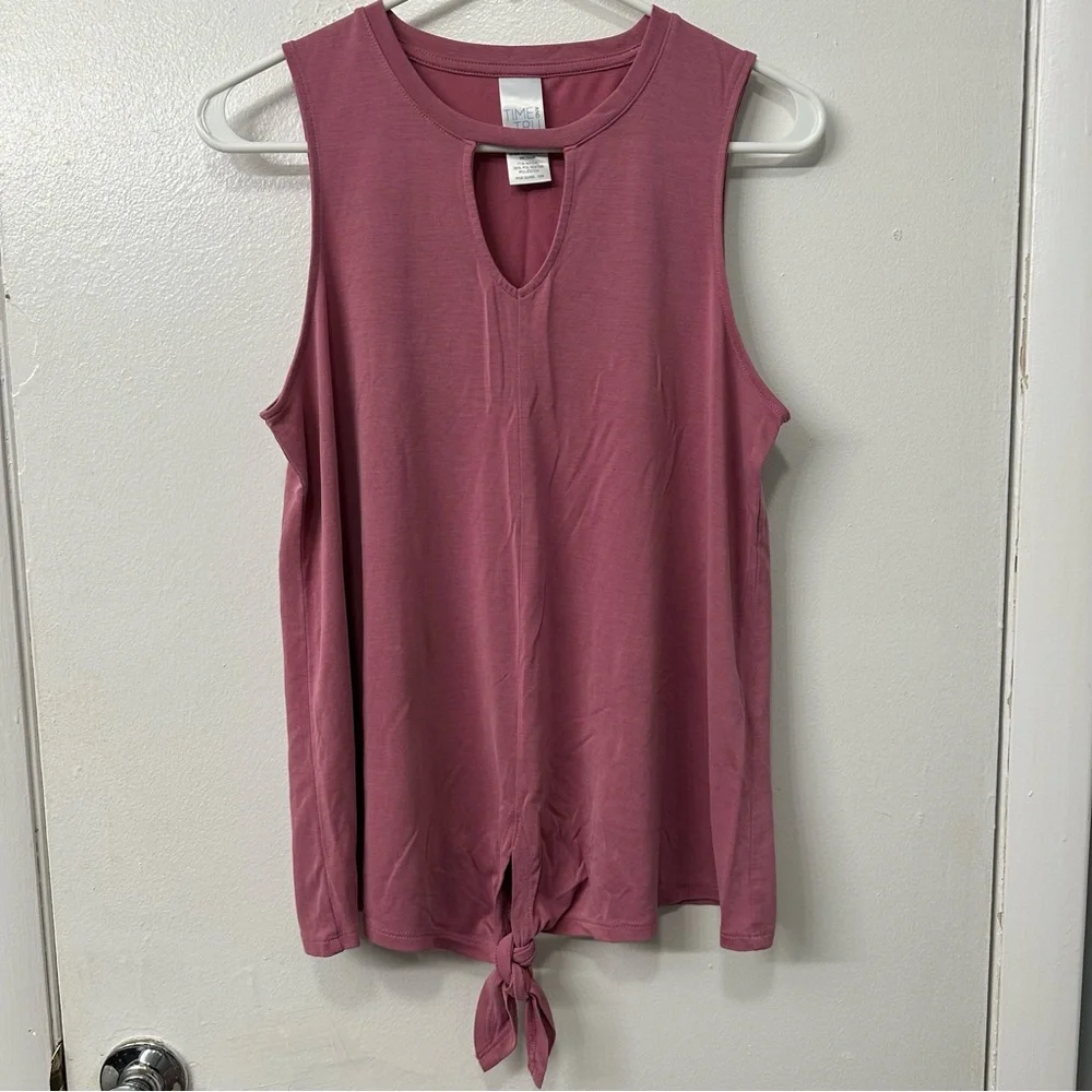 ‼️Pink / Mauve Keyhole Blouse - Picture 1 of 2